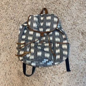 🌼 3/15 Aeropostale backpack